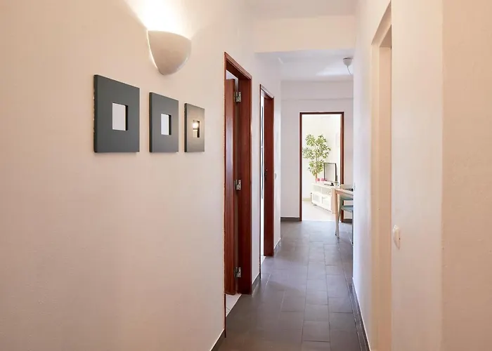 Casas Barulho Old Town אלבופיירה